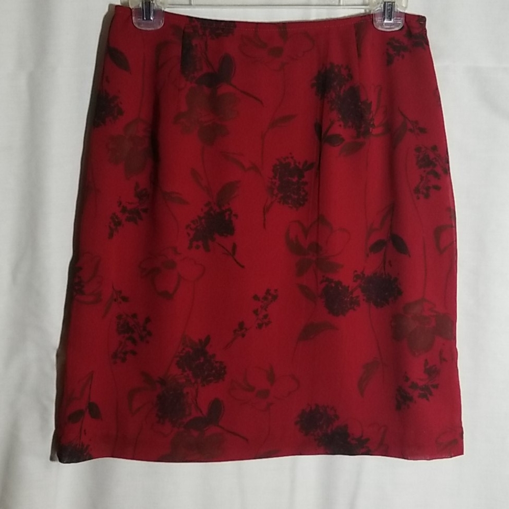 A-line light weight shear skirt.